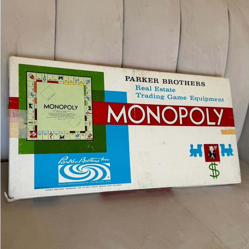 Vintage 1961 Monopoly Board Game Complete Original Pieces Box Parker Brothers